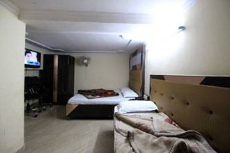 Hotel Tanya, New Delhi 2
